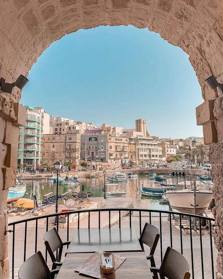 Luxury With Sea Views Apartment